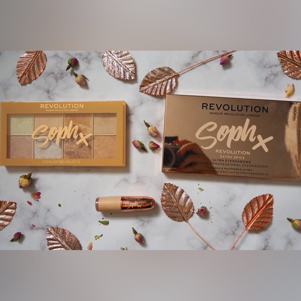 Revolution Soph X Eyeshadow Palette - Gold and Bronze